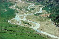 Mäander des Rein da Sumvitg auf Plaun la Greina. ©SGS (Herbert Maeder)